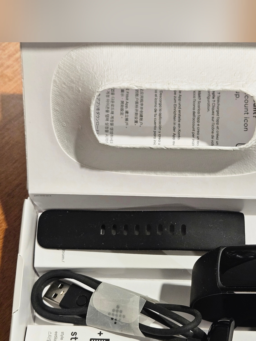 Fitbit Charge 5 Advanced Fitness Health Tracker In Black - Picture 10 of 11